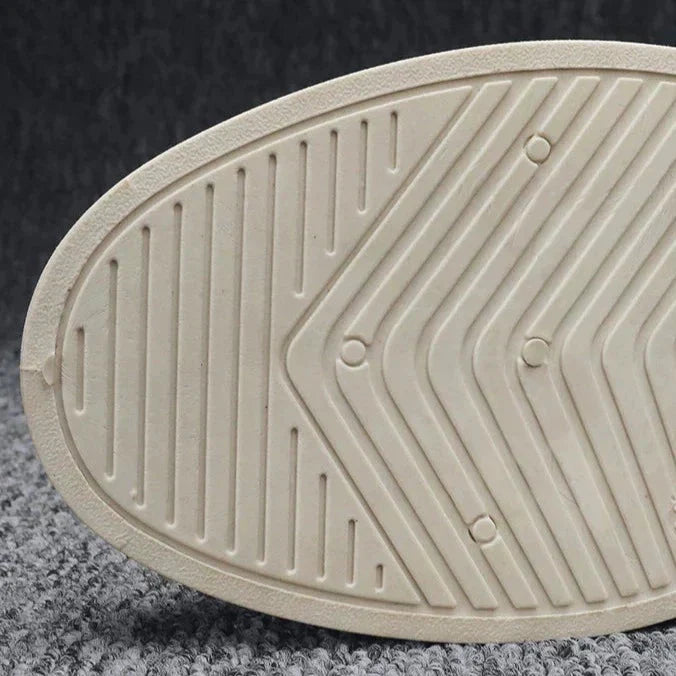 Lässige Sneaker für den urbanen Raum Moskaus