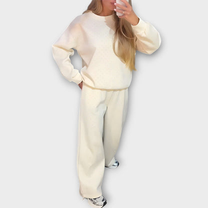 Bahar Elegantes Diamond Jogger Set