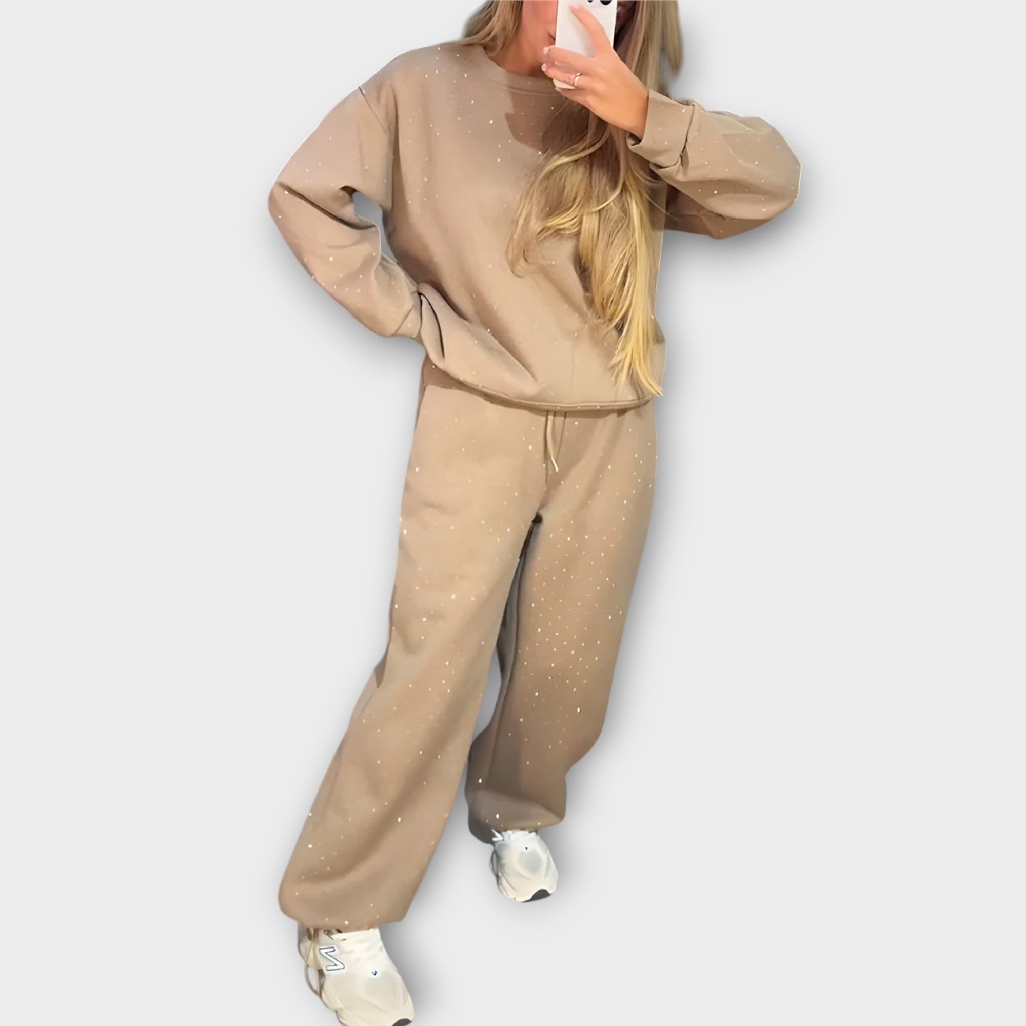 Bahar Elegantes Diamond Jogger Set